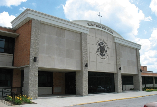 Bishop Miege High School, Kansas - Tư vấn du học Mỹ