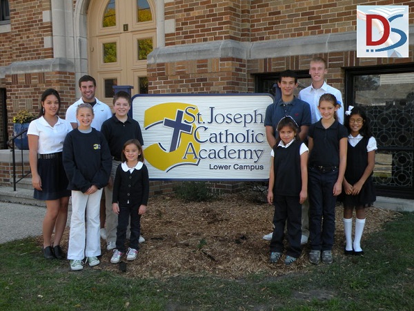 St. Joseph Catholic Academy, Wisconsin, Trung học Mỹ