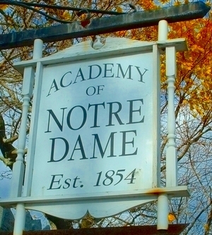 Du học Mỹ - Giới thiệu Học viện Notre Dame Tyngsboro ở Tyngsboro, Massachusetts