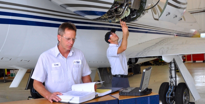 Du học Canada, Aircraft Maintenance Engineers Technology tại SAIT Polytechnic, Calgary, Alberta