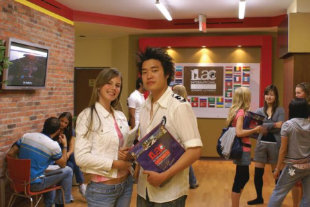 DU HỌC CANADA - INTERNATIONAL LANGUAGE ACADEMY OF CANADA (ILAC)