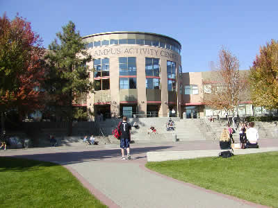 TỔNG QUÁN VỀ THOMPSON RIVERS UNIVERSITY - DU HỌC CANADA