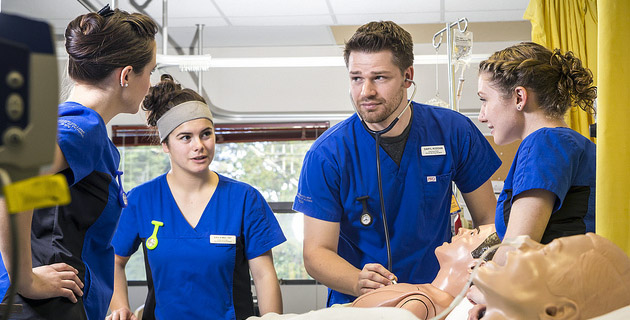 Du học Canada - Cử nhân Điều dưỡng (Nursing) - Camosun College